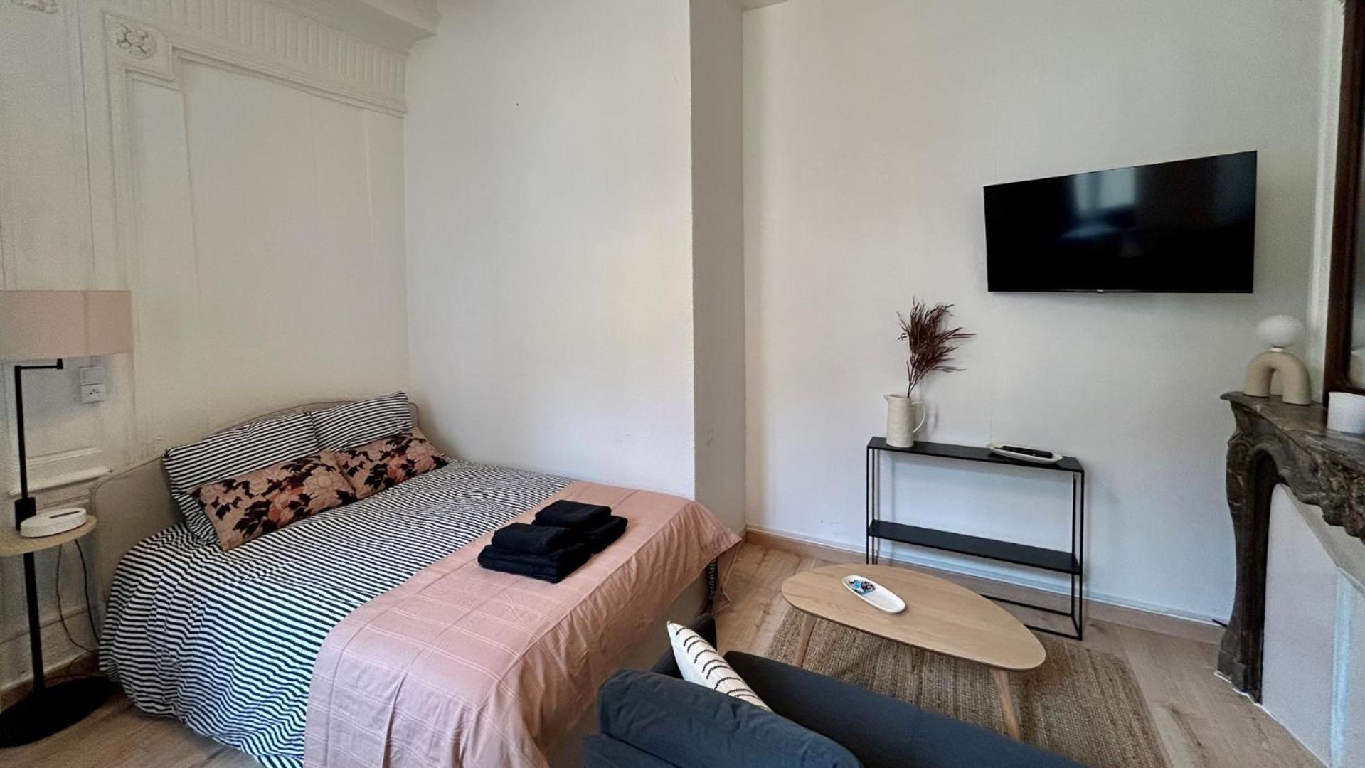 Le Mary Apartment Autun Bagian luar foto